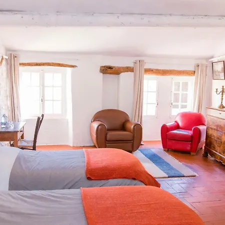 Le Hameau Des Liesses * Châteauneuf-Miravail